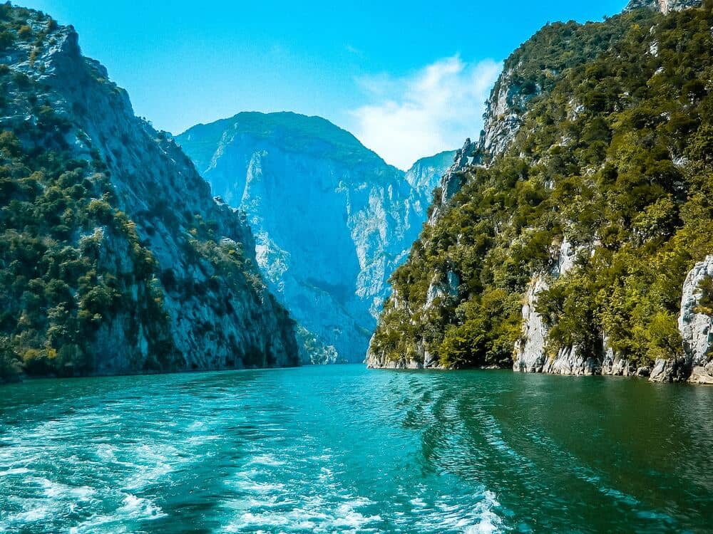 curiosidades de albania​